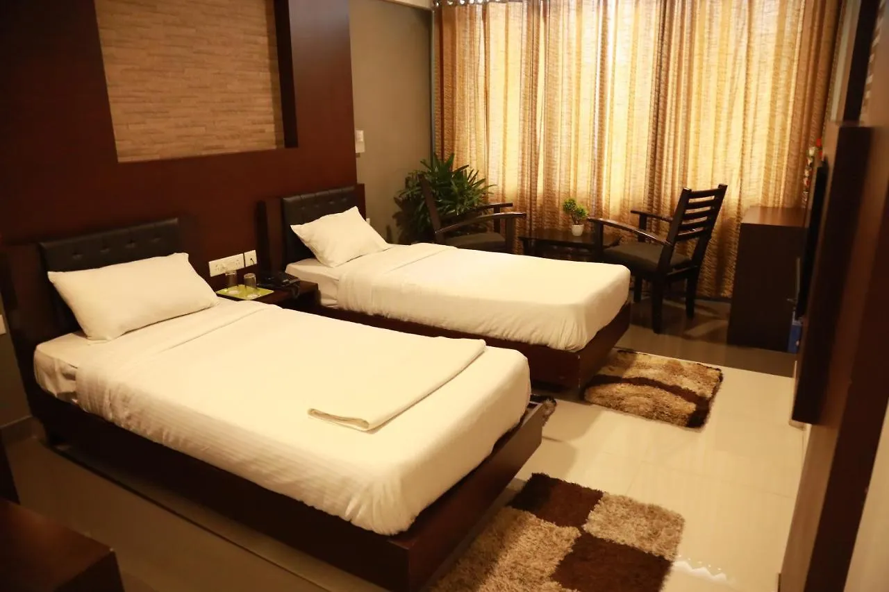 ***  Capital Residency Hotel Sultan Bathery India